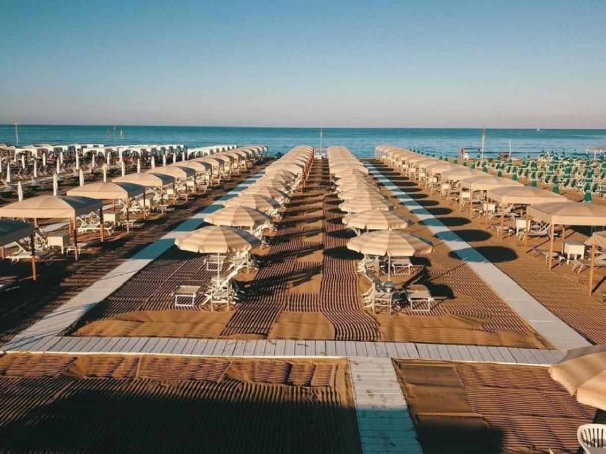فياريجيو VI Suites المظهر الخارجي الصورة