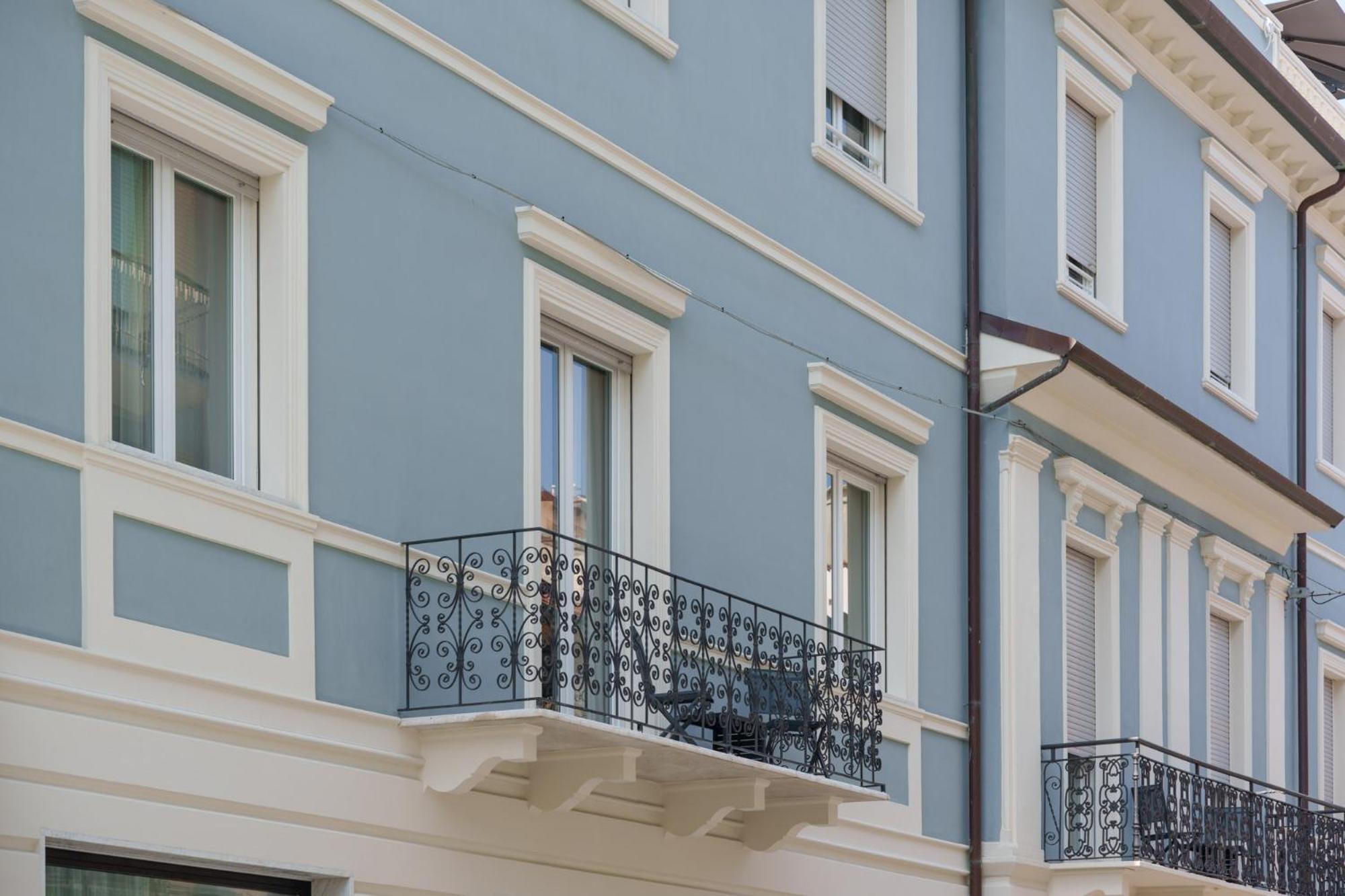 فياريجيو VI Suites المظهر الخارجي الصورة